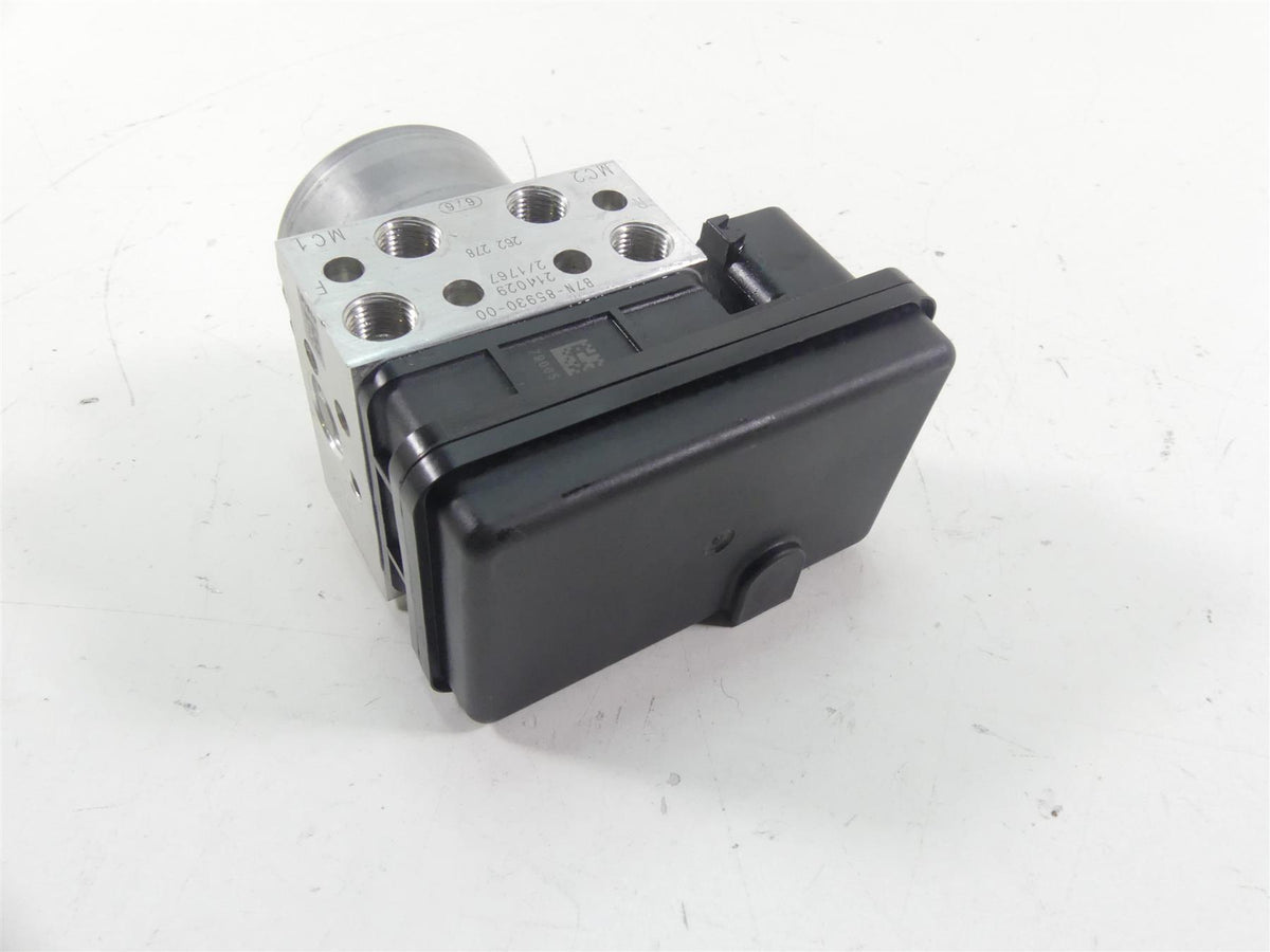 2022 Yamaha MT09 FZ09 Abs Brake Pump Pressure Module B7N-85930-09-00 {{ shop.shopifyCountryName }} - Mototech271