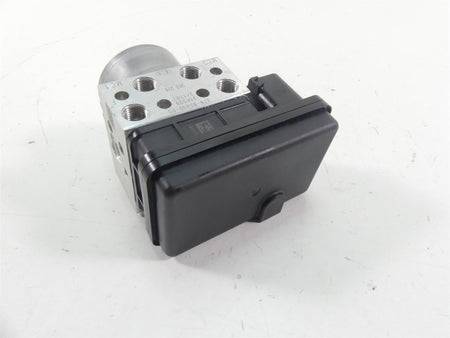 2022 Yamaha MT09 FZ09 Abs Brake Pump Pressure Module B7N-85930-09-00 {{ shop.shopifyCountryName }} - Mototech271