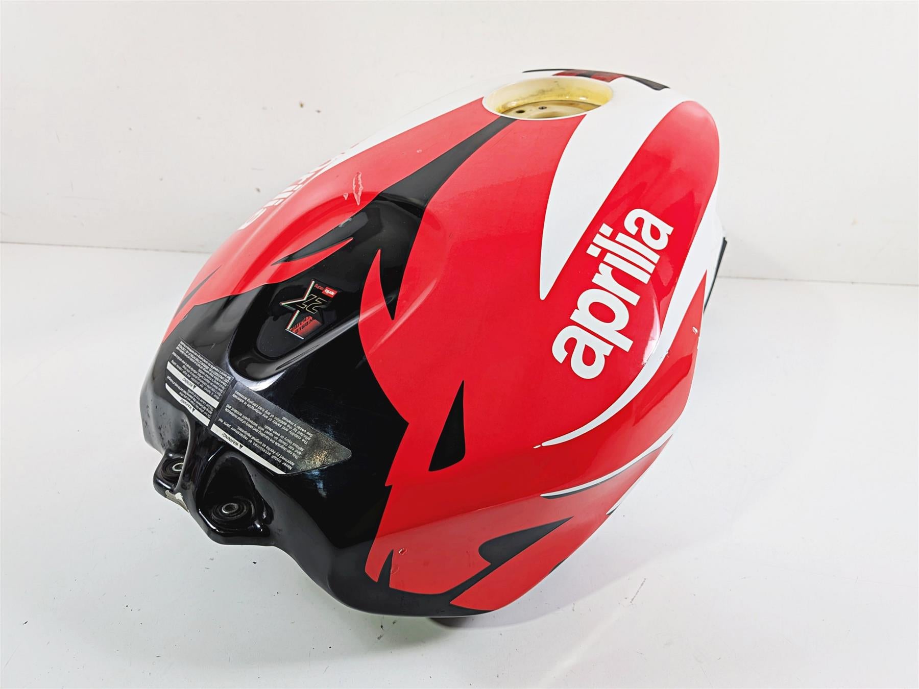 2008 Aprilia RSVR 1000 Factory Fuel Gas Petrol Tank 106207 {{ shop.shopifyCountryName }} - Mototech271