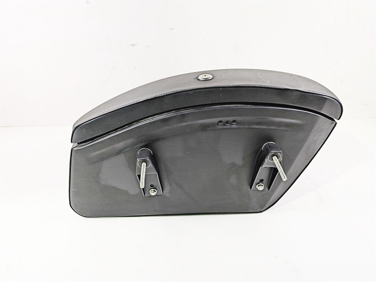 2016 Indian Chief Classic Viking Bags Leather Covered Left Saddlebag - Read {{ shop.shopifyCountryName }} - Mototech271