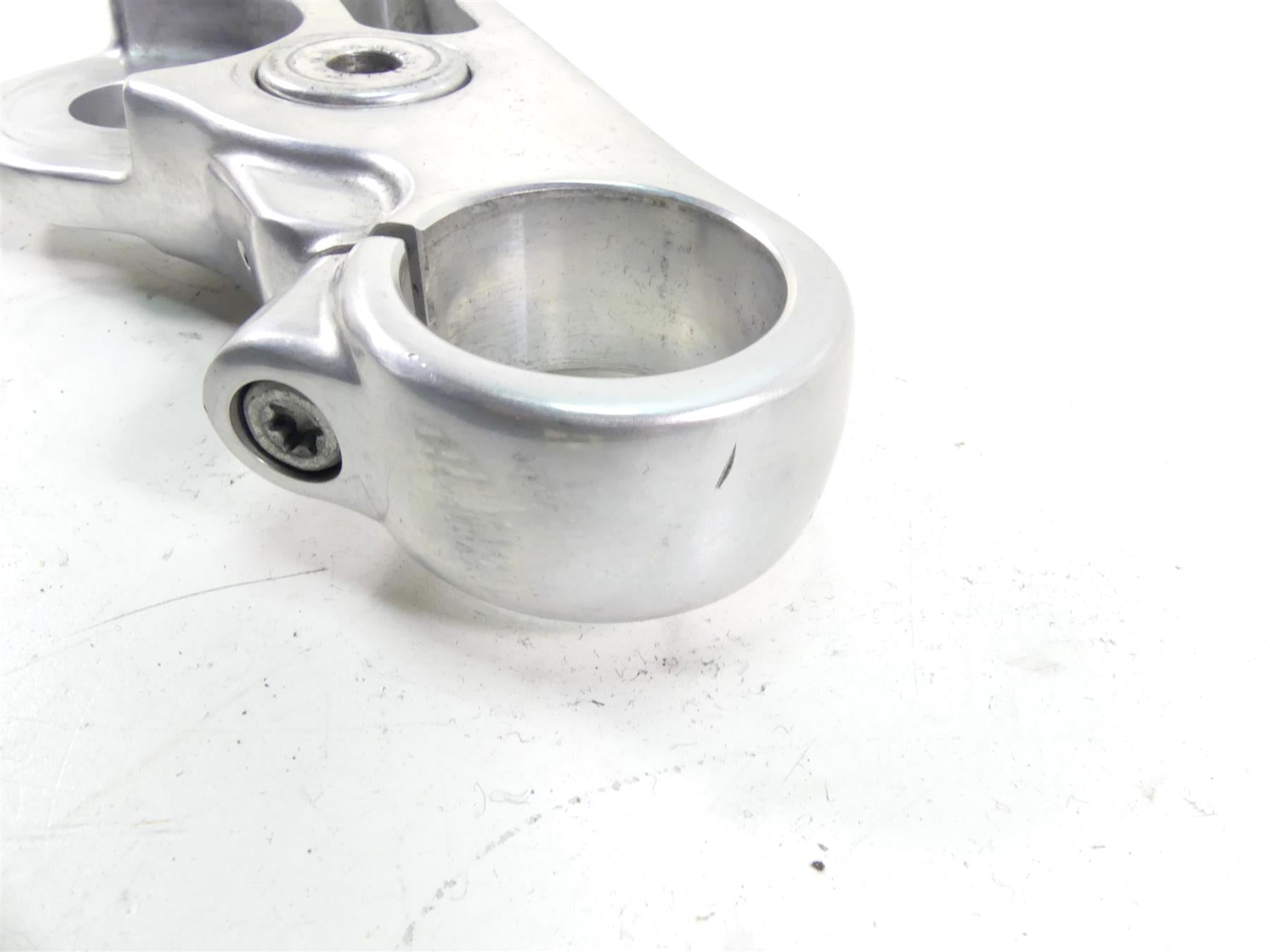 2017 Harley Softail FXSB Breakout Upper Triple Tree Steering Clamp 49mm 46700-08 {{ shop.shopifyCountryName }} - Mototech271