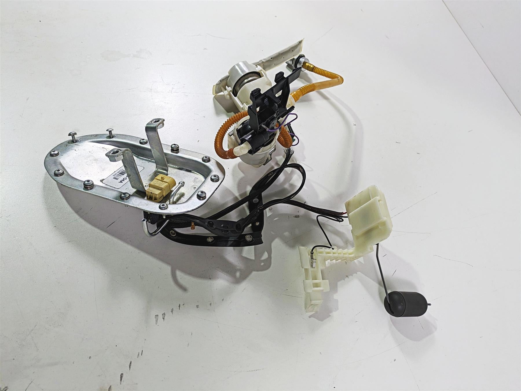 2017 Harley Dyna FXDB Street Bob Fuel Gas Petrol Pump -Tested 75218-04D {{ shop.shopifyCountryName }} - Mototech271