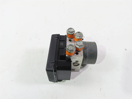 2016 Harley FXDWG Dyna Wide Glide Abs Brake Pump Module 48341-12 48340-12 {{ shop.shopifyCountryName }} - Mototech271