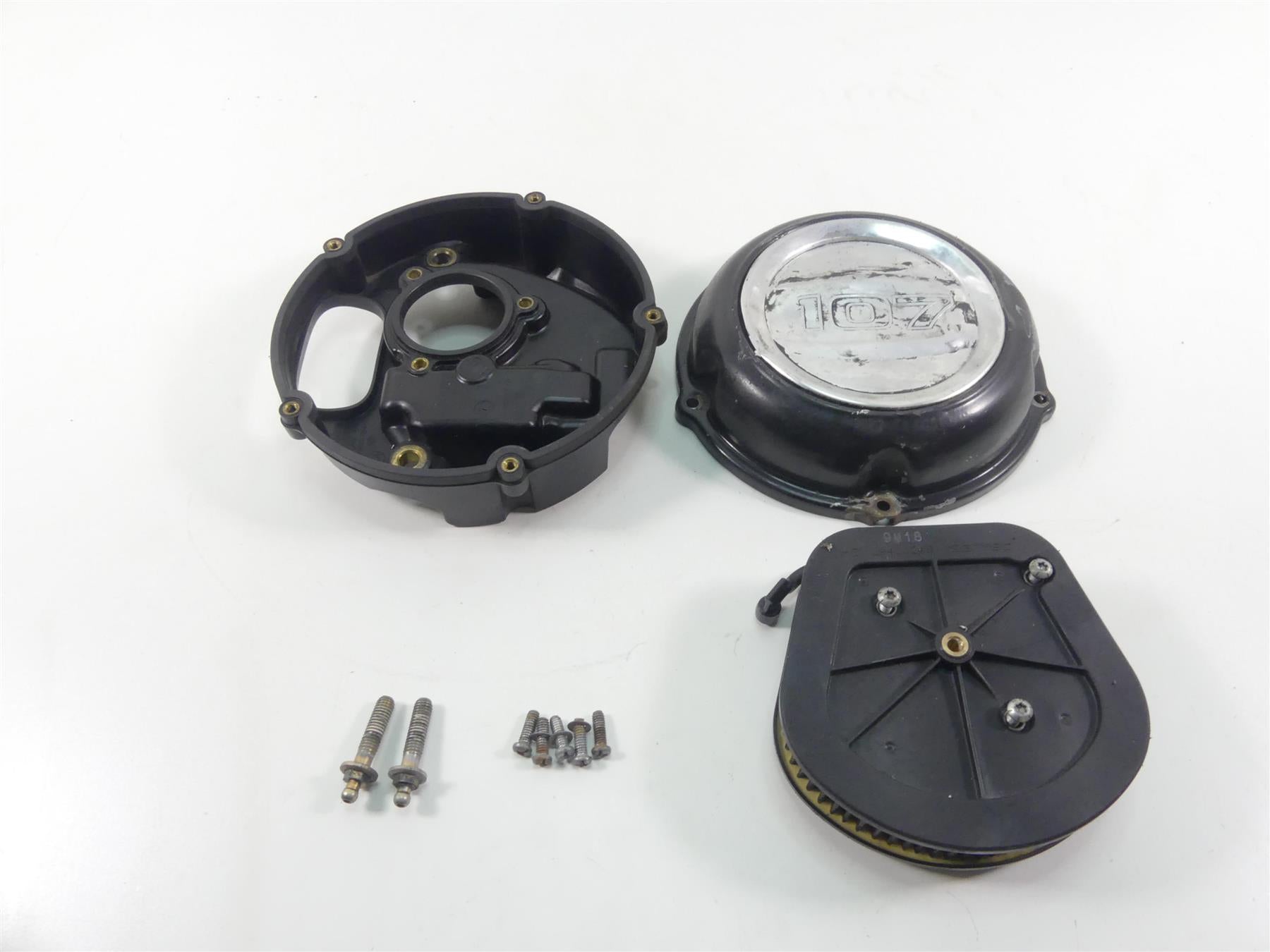 2019 Harley Softail FLSB Sport Glide Air Cleaner Breather Filter Cover 29000154 {{ shop.shopifyCountryName }} - Mototech271