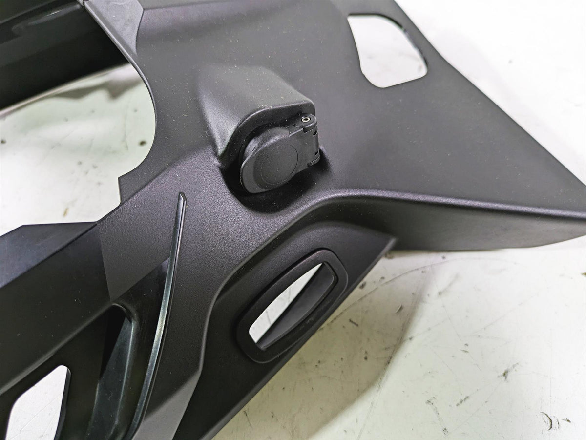 2014 BMW R1200 RT RTW K52 Left Right Rear Tail Cover Fairing 46638529393 {{ shop.shopifyCountryName }} - Mototech271