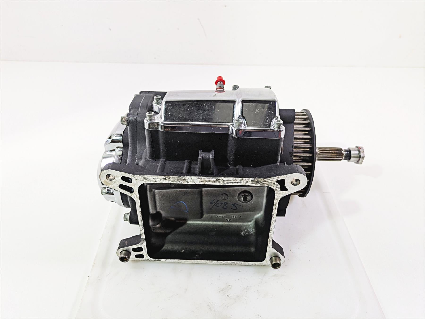 2008 Harley FXCWC Softail Rocker 6-Speed Transmission Gear Box 33026-08A {{ shop.shopifyCountryName }} - Mototech271