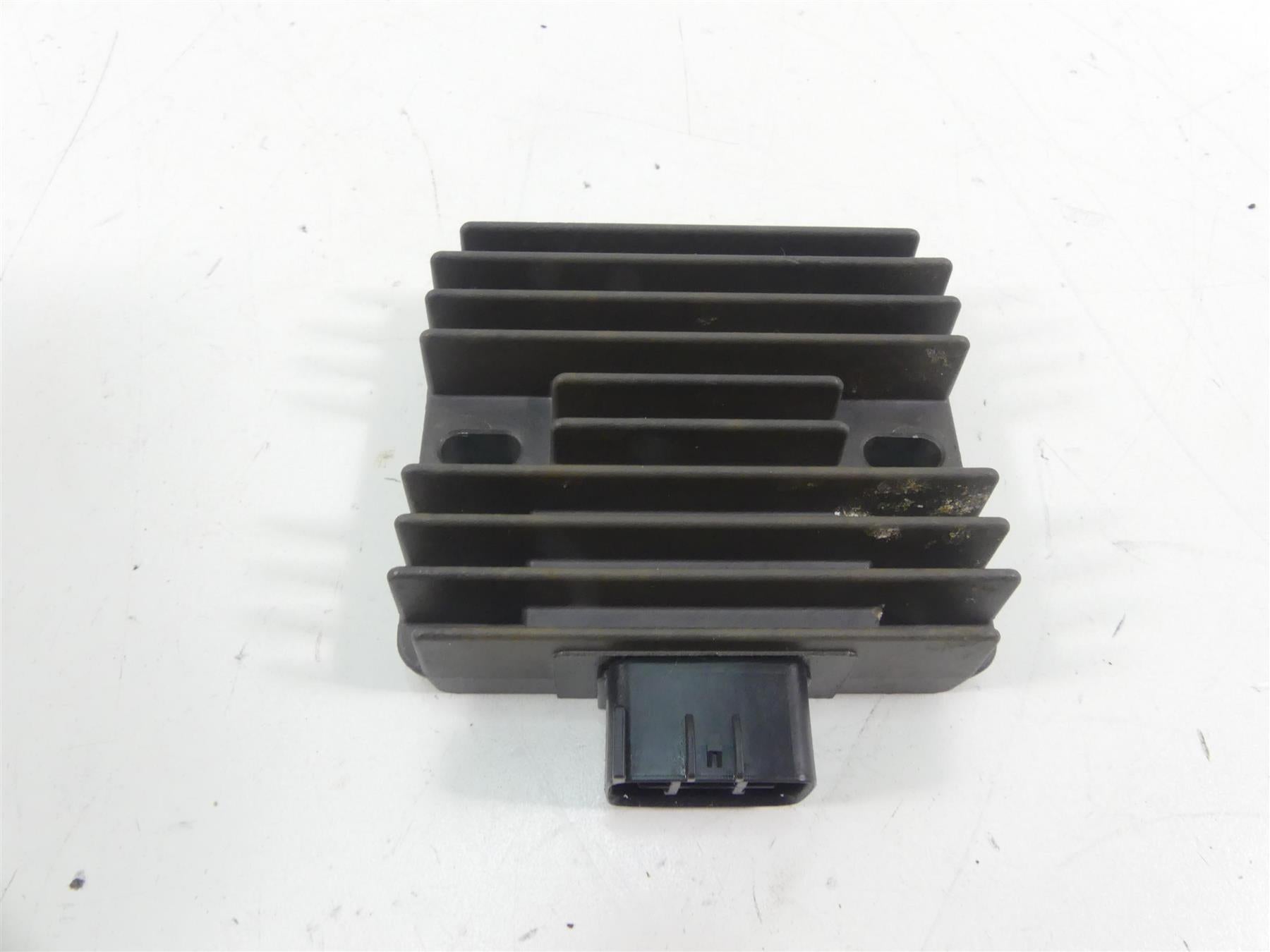 2016 Yamaha Waverunner VX 1050 Deluxe Rectifier Voltage Regulator 6D3-81960-00 {{ shop.shopifyCountryName }} - Mototech271