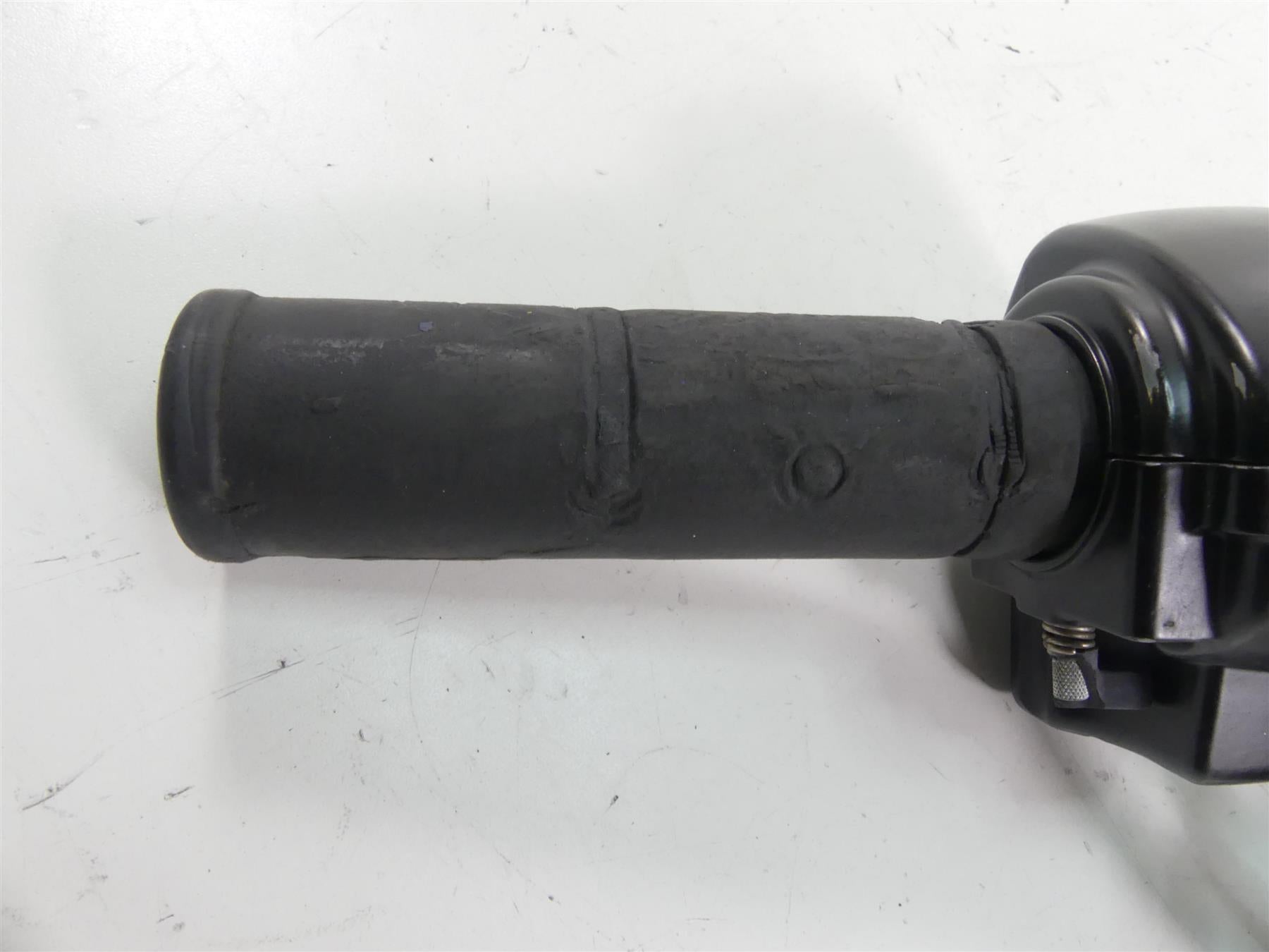 2012 Harley Touring FLHTP Electra Glide Right Hand Control Switch -Read 71684-06 {{ shop.shopifyCountryName }} - Mototech271