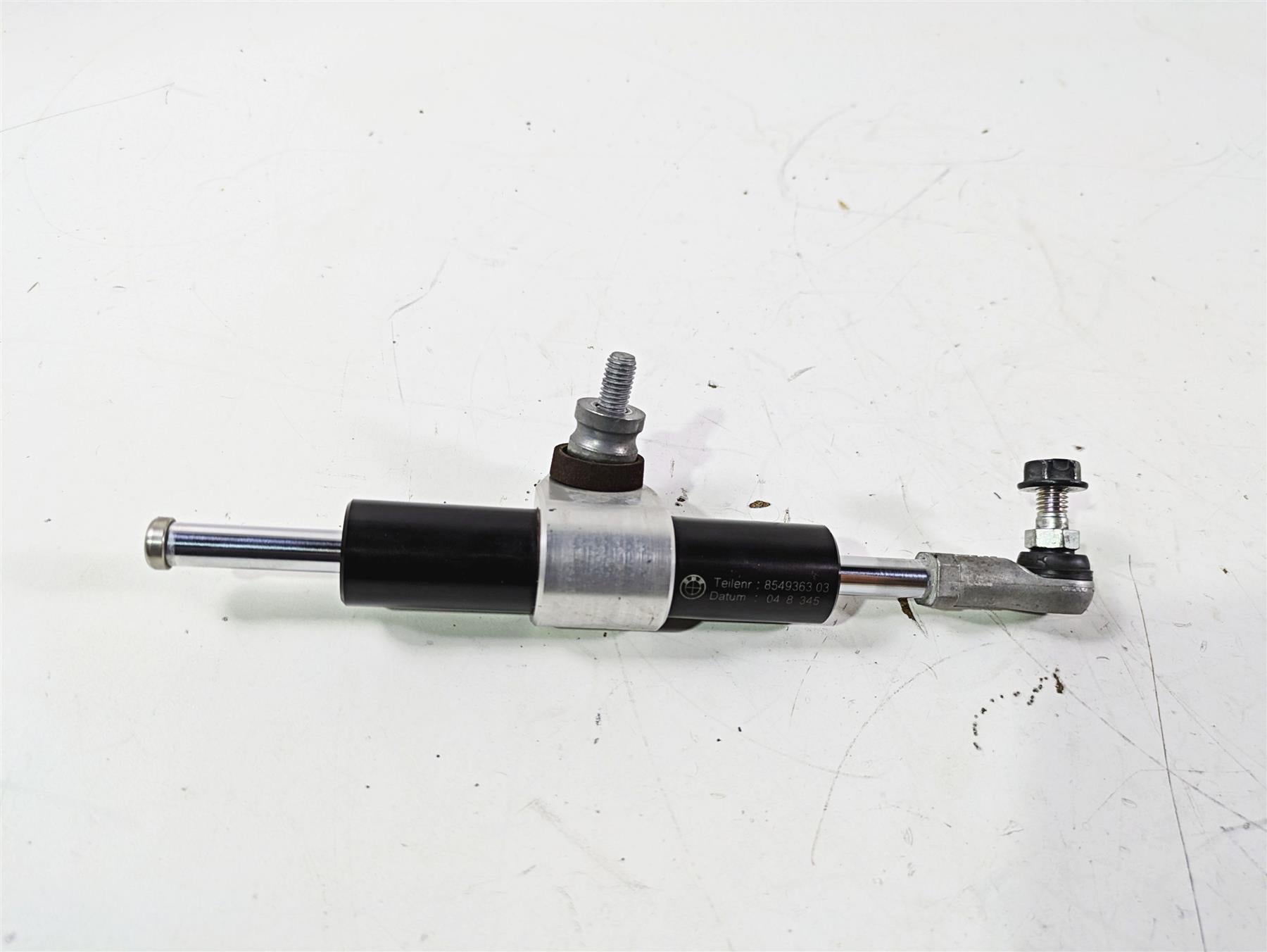 2018 BMW R1200GS GSW K50 Steering Damper & Mounts 32768549363 {{ shop.shopifyCountryName }} - Mototech271