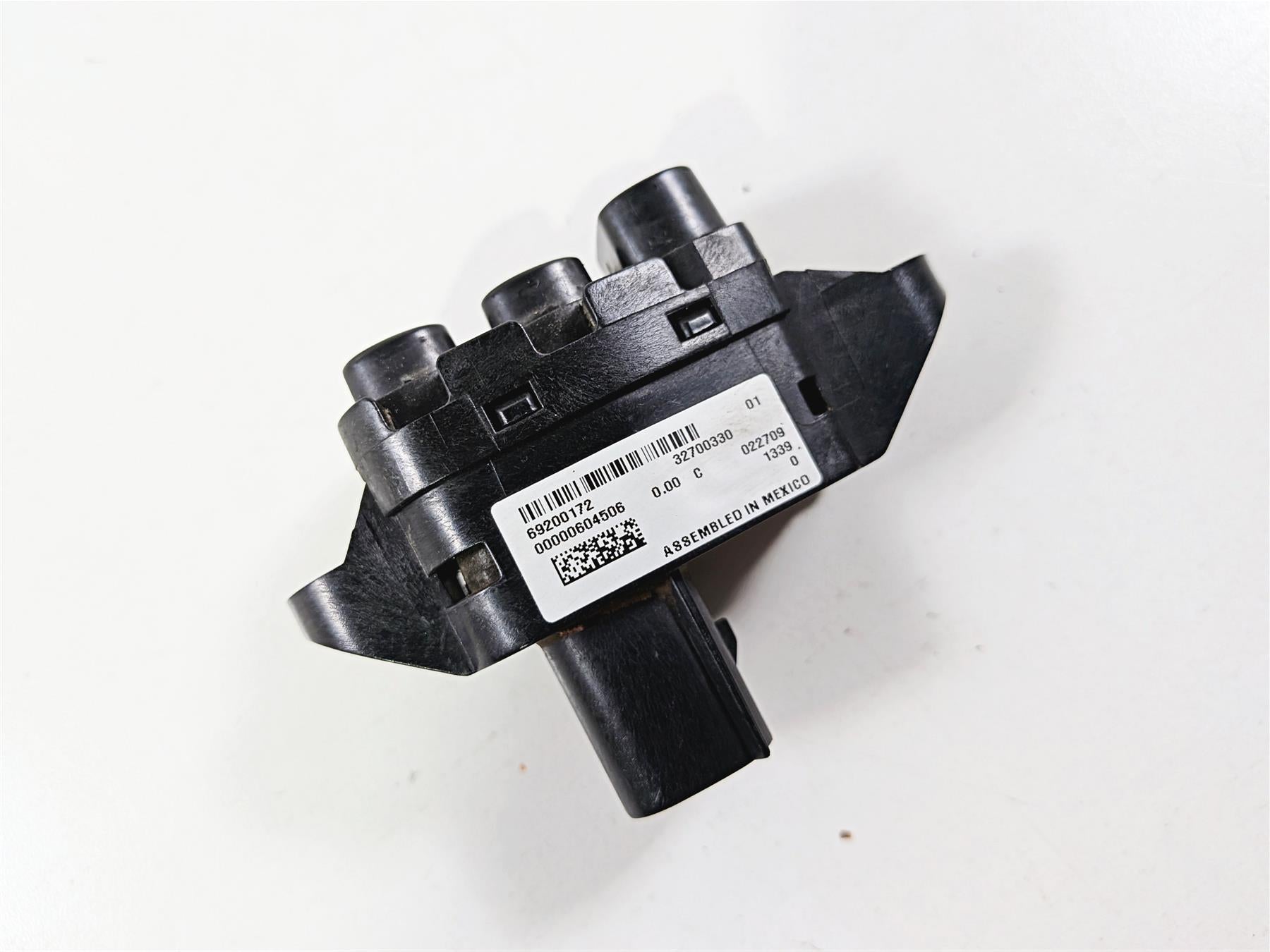 2014 Harley Touring FLHTK Electra Glide Fog Spot Light Switch 69200172-Mototech271