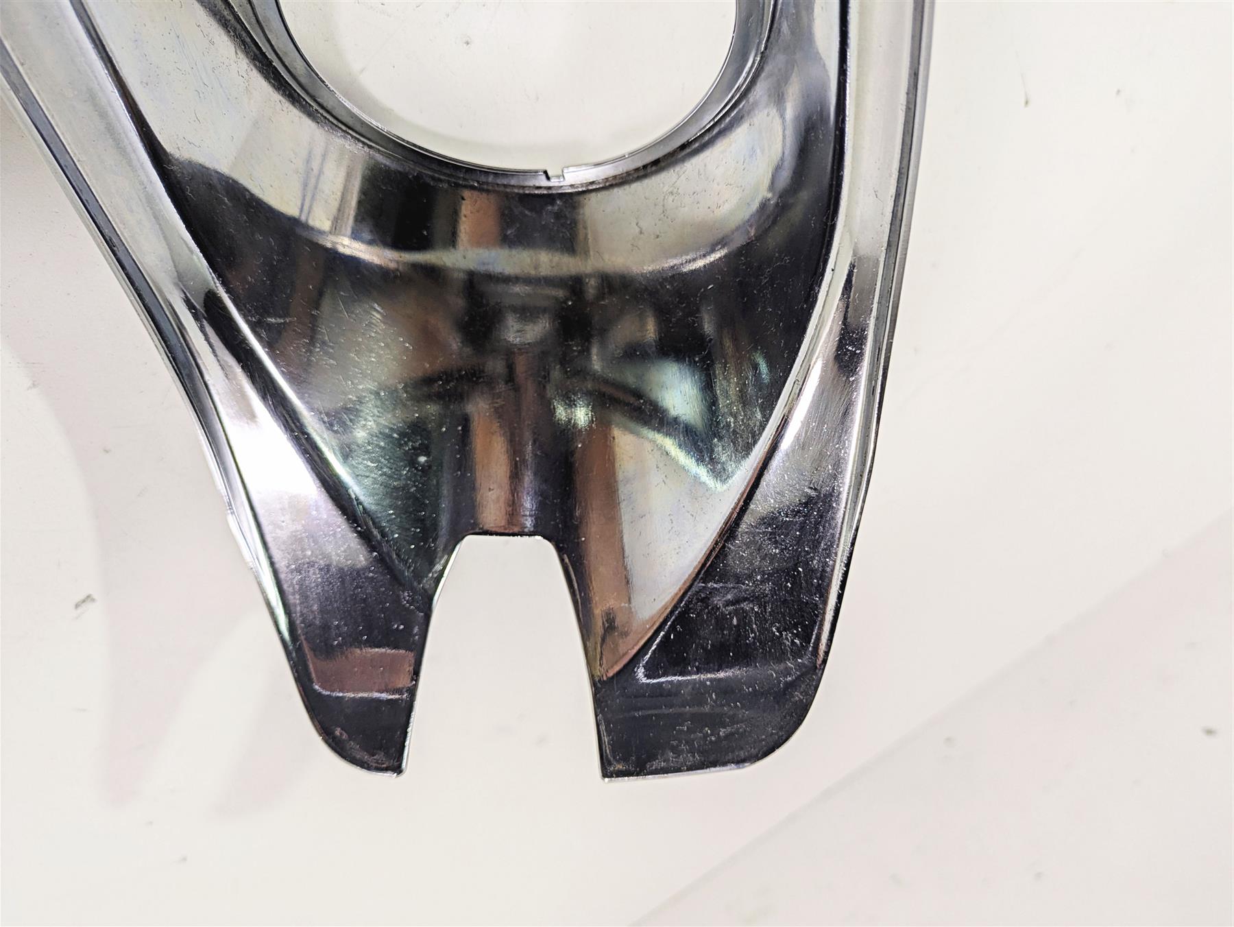 2016 Harley FXDWG Dyna Wide Glide Chrome Fuel Tank Dash Cover Console 70900048 {{ shop.shopifyCountryName }} - Mototech271