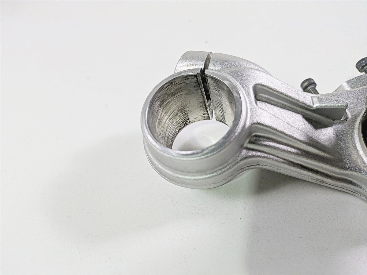 2022 BMW RnineT Pure K22 Lower Triple Tree Steering Clamp 31428558481 {{ shop.shopifyCountryName }} - Mototech271