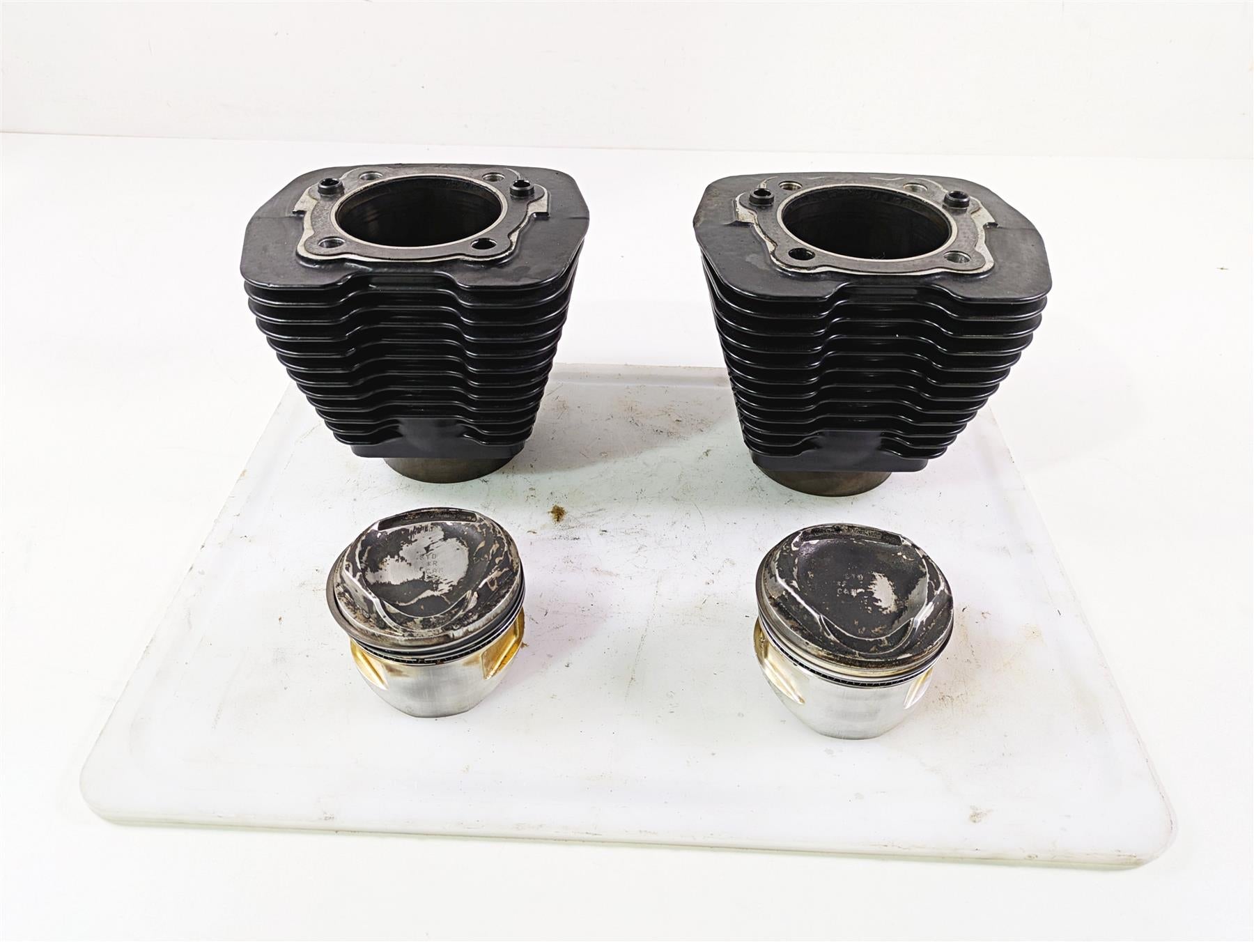 2002 Indian Spirit Deluxe 88ci S&S Cylinder Jugs & Piston Set 03-561 03-562 7080