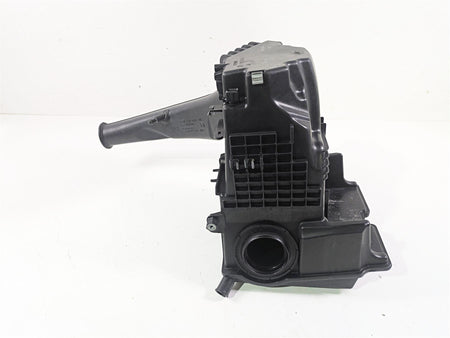 2010 BMW R1200GS K25 Air Box + Tubes & Front Air Ram 13717720354 {{ shop.shopifyCountryName }} - Mototech271