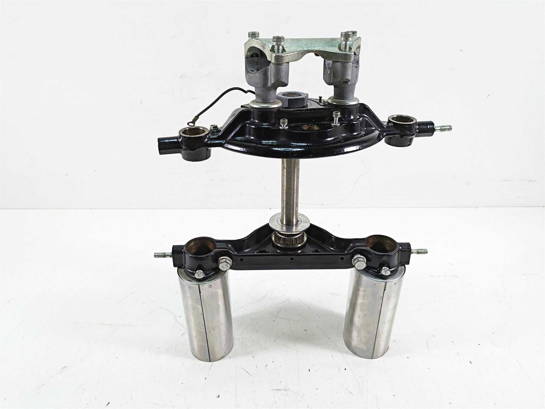 2011 Harley Touring FLHR Road King Upper Lower Triple Tree Set 41mm 45446-09 {{ shop.shopifyCountryName }} - Mototech271