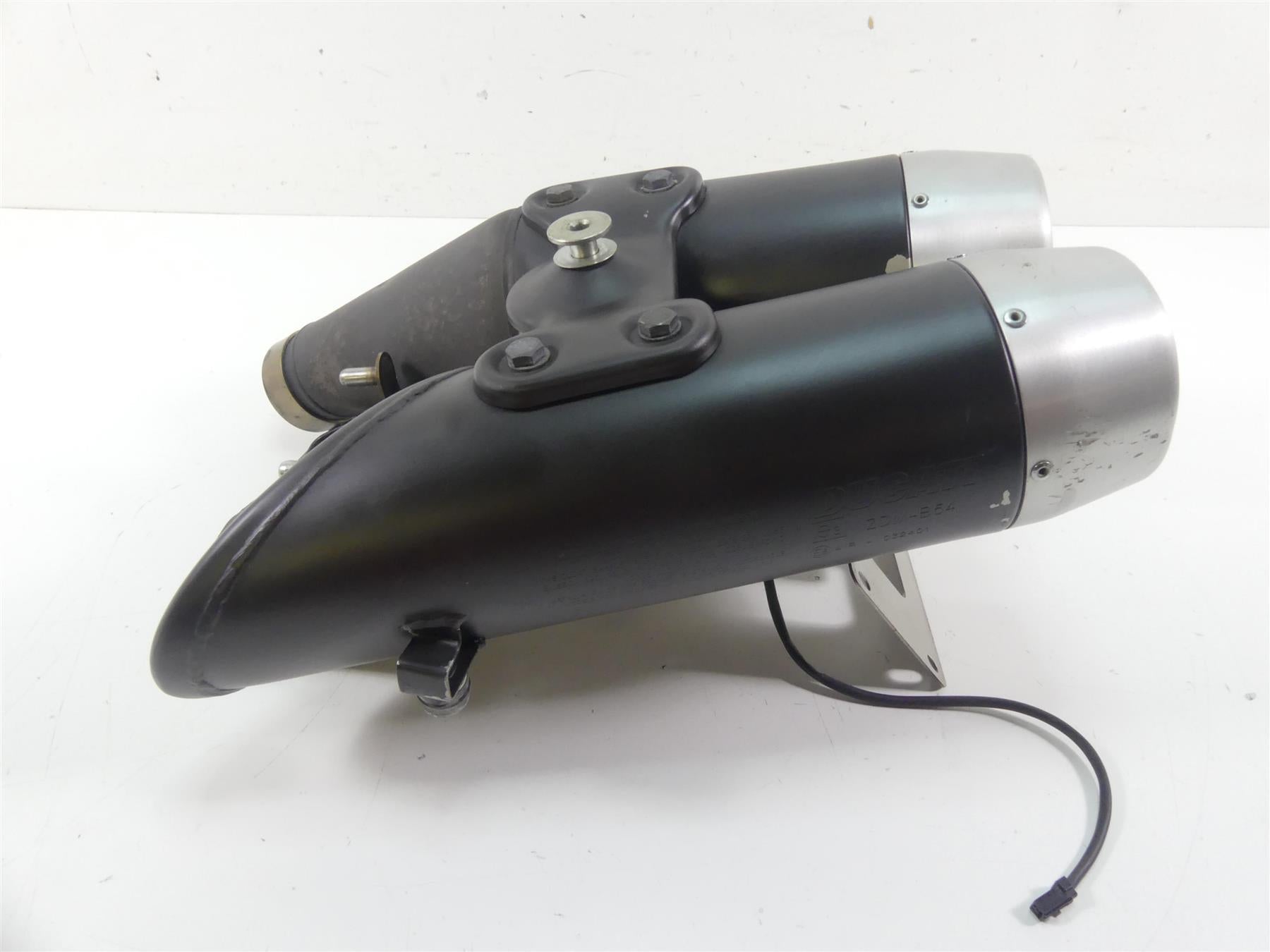 2008 Ducati Hypermotard 1100 Oem Exhaust Pipe Muffler Set 57311051A 57411051A {{ shop.shopifyCountryName }} - Mototech271