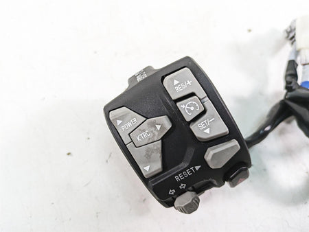 2018 Kawasaki ZX1002 Ninja H2 SX Left Cruise Control Switch - Read 46091-0435 {{ shop.shopifyCountryName }} - Mototech271