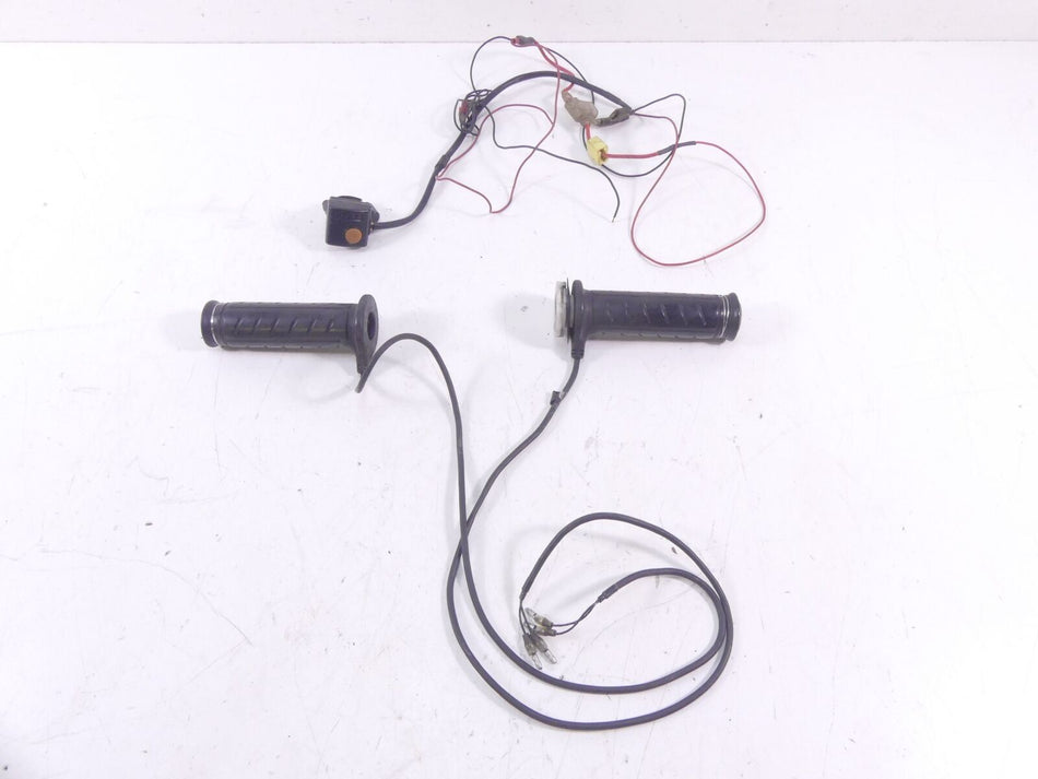 2012 Yamaha XT1200 Super Tenere Aftermarket Left Right Heated Hand Grip Set {{ shop.shopifyCountryName }} - Mototech271