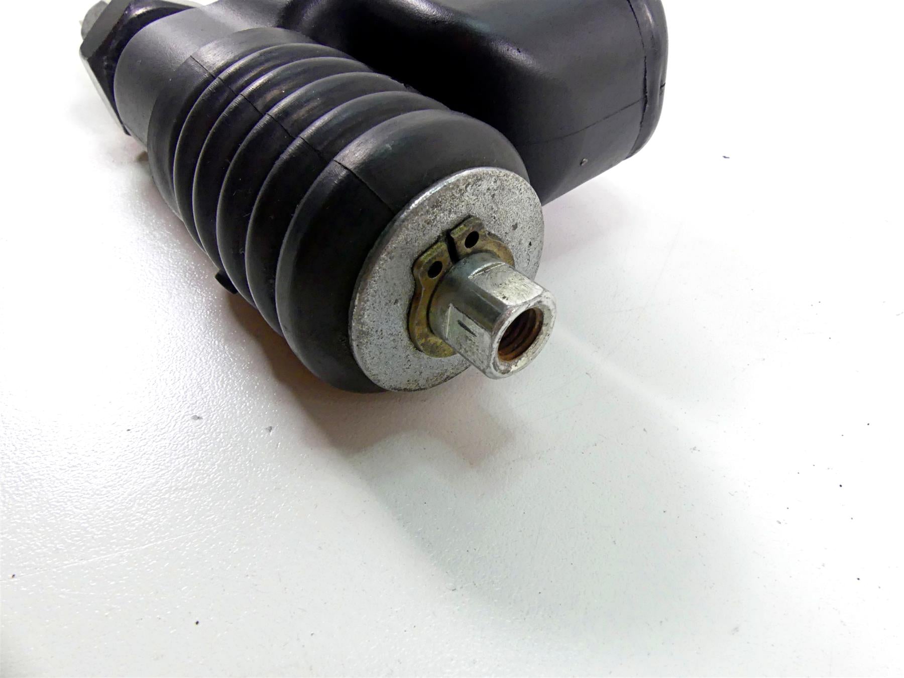 2014 Harley Dyna FXDB Street Bob Rear Brake Master Cylinder 42474-06C {{ shop.shopifyCountryName }} - Mototech271