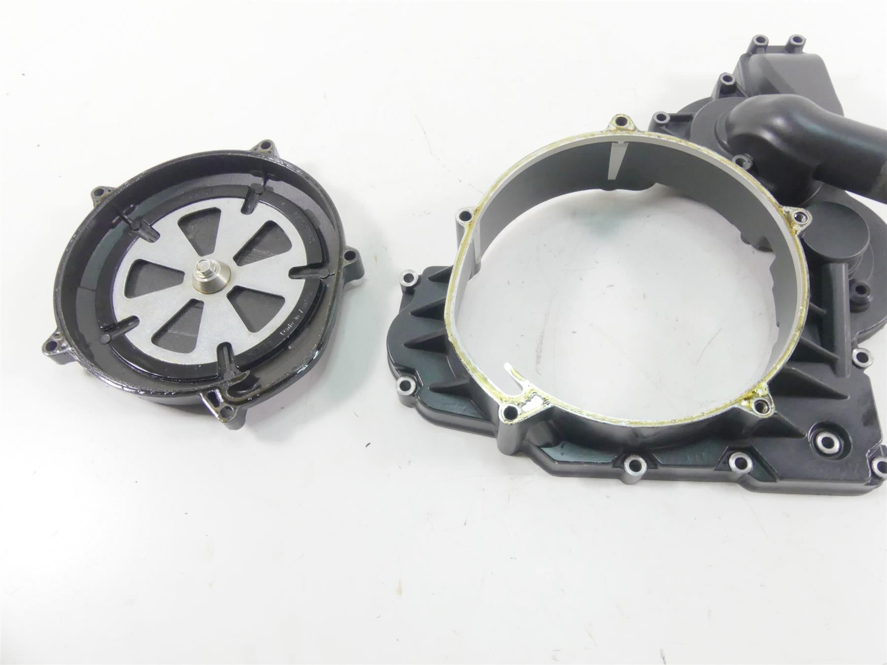 2015 KTM 1290 Adventure Engine Clutch Cover Water Pump & Housing 61230001100 {{ shop.shopifyCountryName }} - Mototech271