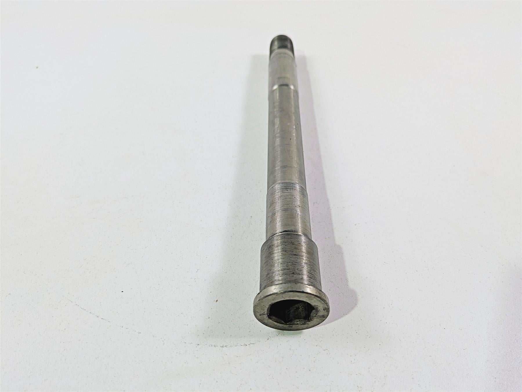2018 Harley FLHCS Softail Heritage 115th Front Wheel Spindle Axle 25mm 43000080 {{ shop.shopifyCountryName }} - Mototech271