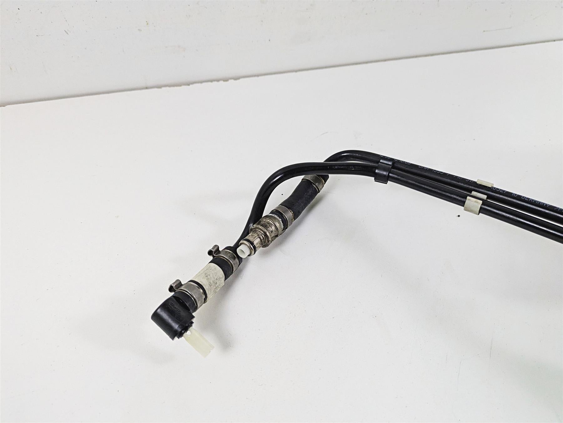 2010 BMW R1200RT K26 Throttle Bodies Body Set - Read 13547712613 13547712614 {{ shop.shopifyCountryName }} - Mototech271