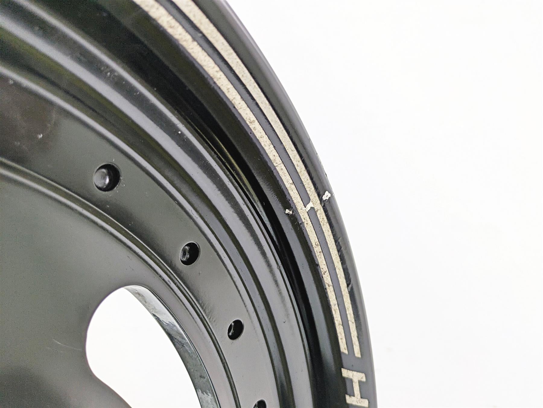 2015 Harley FXDF Dyna Fat Bob Front Wheel Rim Straight 16x3 Black 43300254 {{ shop.shopifyCountryName }} - Mototech271