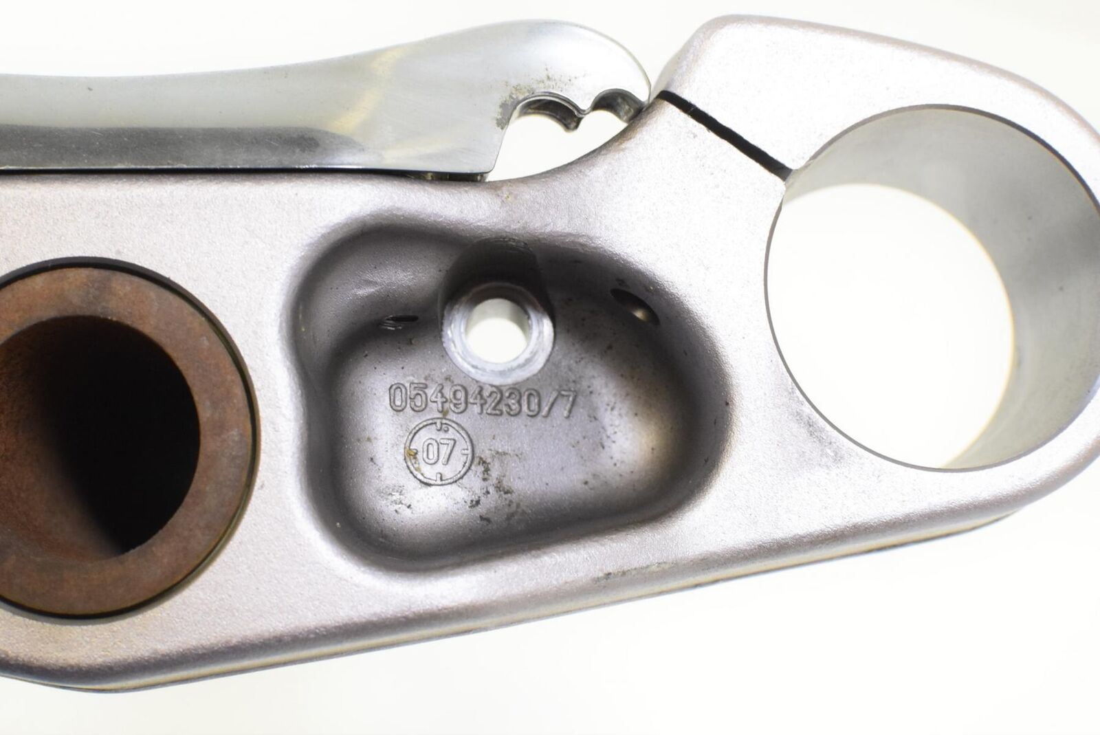 2008 Moto Guzzi Breva Sport 1200 Lower Triple Tree Steering Clamp GU05494030 {{ shop.shopifyCountryName }} - Mototech271