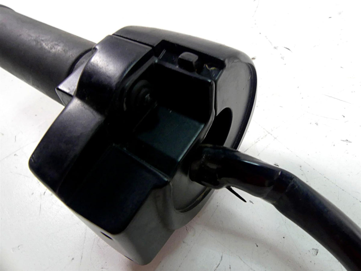 2011 Harley Touring FLTRX Road Glide Right Hand Control Switch -Read 71684-06A {{ shop.shopifyCountryName }} - Mototech271