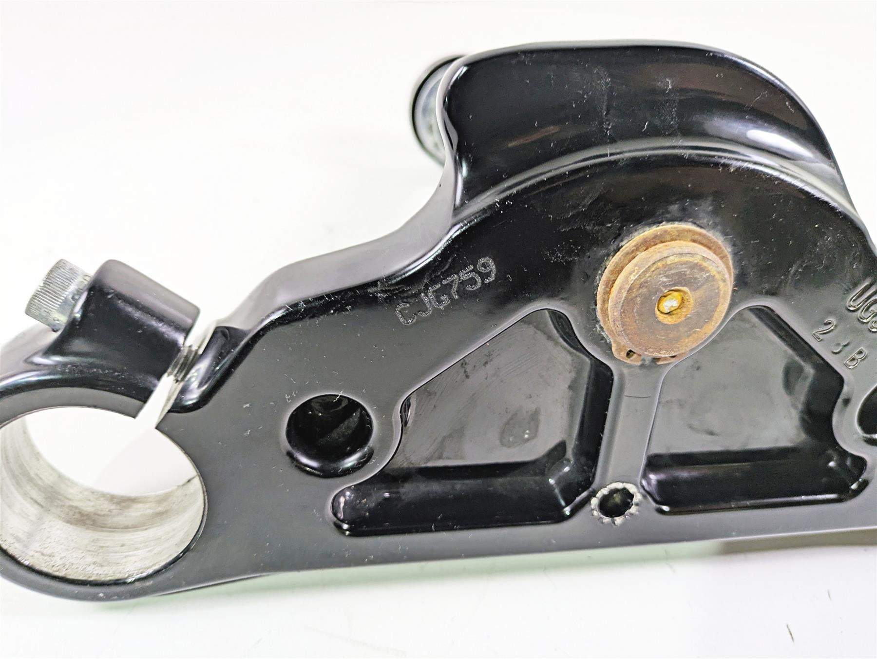 2015 Harley FXDF Dyna Fat Bob Lower Triple Tree Steering Clamp Black 48659-09 {{ shop.shopifyCountryName }} - Mototech271