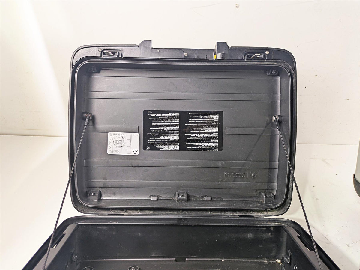 2010 BMW R1200GS K25 Vario Case Saddlebag Set - No Locks 71607670828 71607692173 {{ shop.shopifyCountryName }} - Mototech271