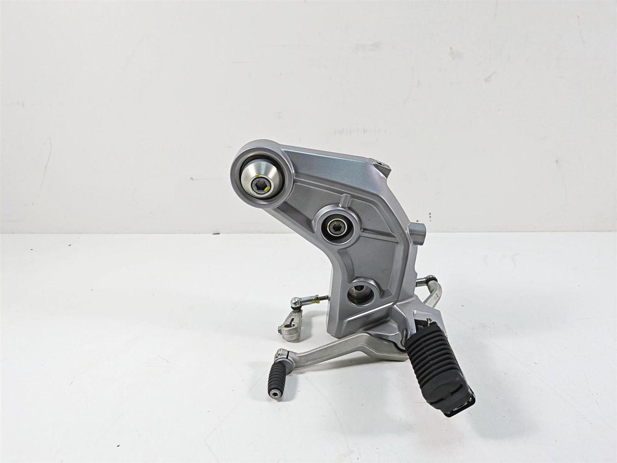 2020 Moto Guzzi V85 TT Adventure Left Foot Peg Footpeg & Shifter Set 2B005623 {{ shop.shopifyCountryName }} - Mototech271