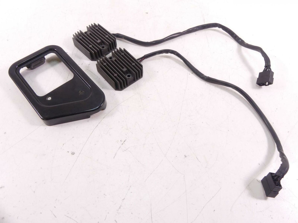 2001 Kawasaki VN1500 Vulcan C Rectifier Voltage Regulator Set + Covers 21066-110 {{ shop.shopifyCountryName }} - Mototech271