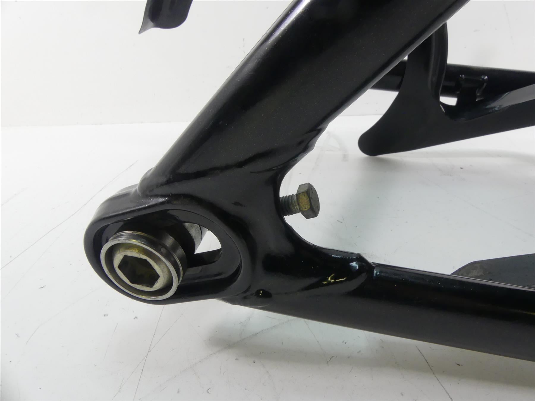 2017 Harley FXSE CVO Pro Street Breakout Rear Swingarm Swing Arm 47400039 {{ shop.shopifyCountryName }} - Mototech271