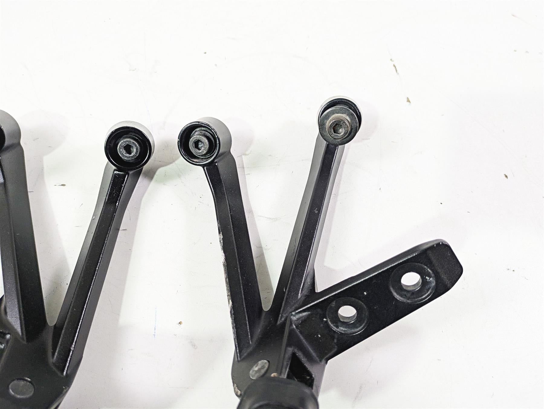 2020 Suzuki V-Strom 1050 XT Rear Passenger Footpeg Rest Set 43811-31J00-YAP {{ shop.shopifyCountryName }} - Mototech271