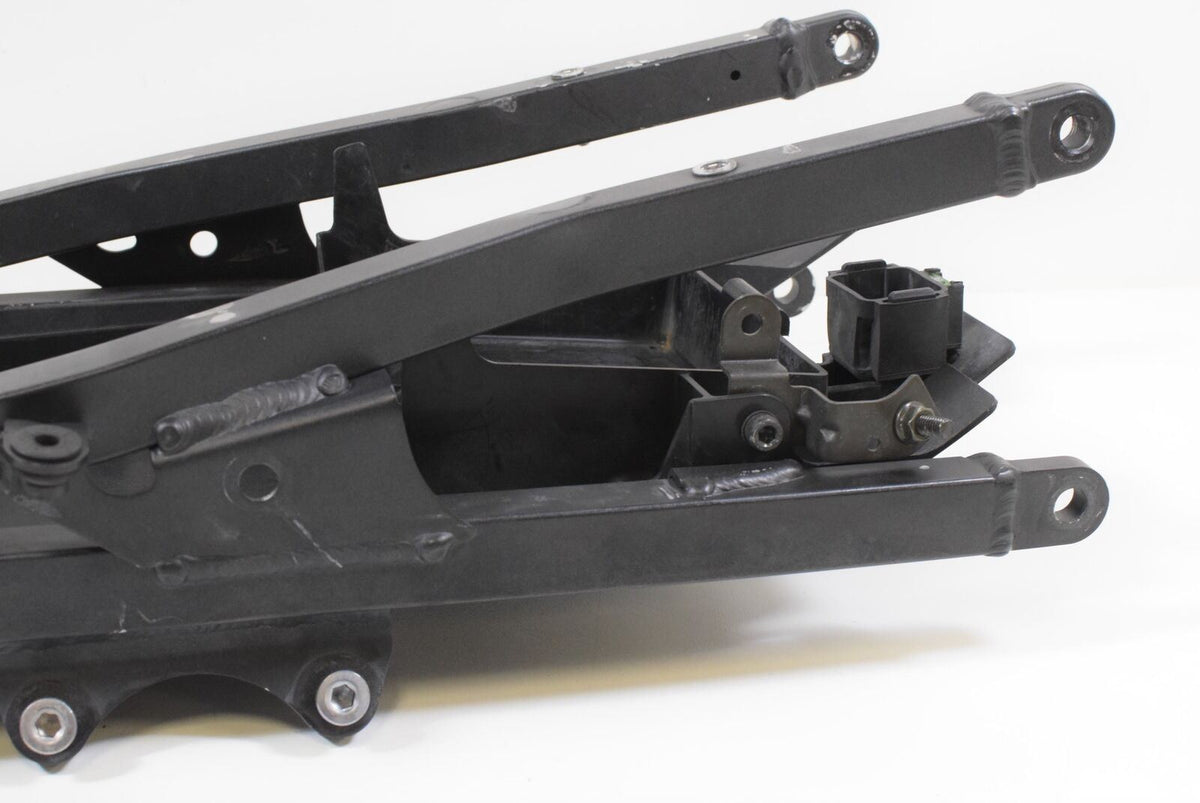 2005 Kawasaki ZX10R ZX10 R Ninja Subframe Sub Frame Inner Fender 32160-0024 {{ shop.shopifyCountryName }} - Mototech271