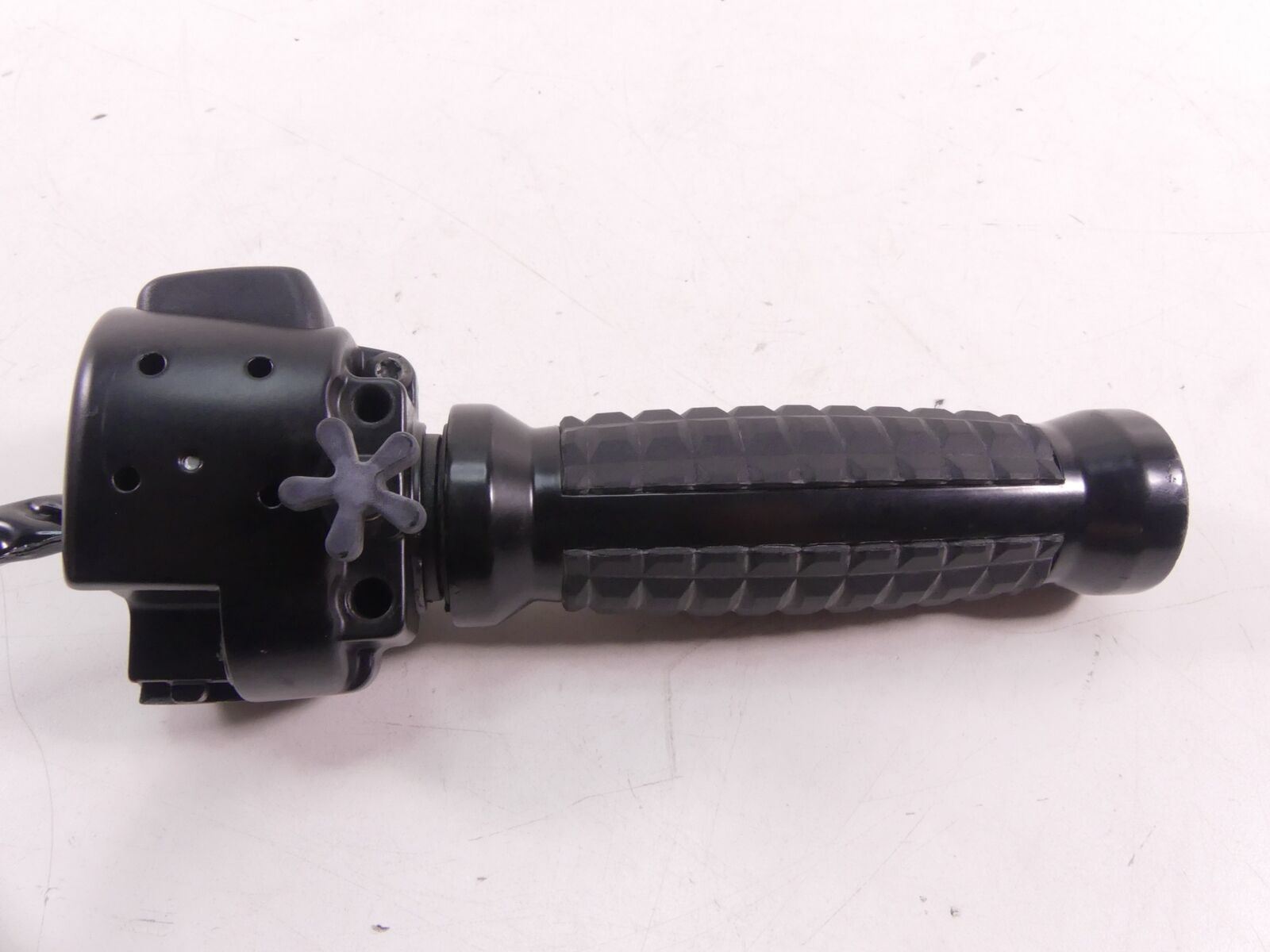 2009 Harley XR1200 X Sportster Right Control Switch Start Kill Throttle 71684-06 {{ shop.shopifyCountryName }} - Mototech271