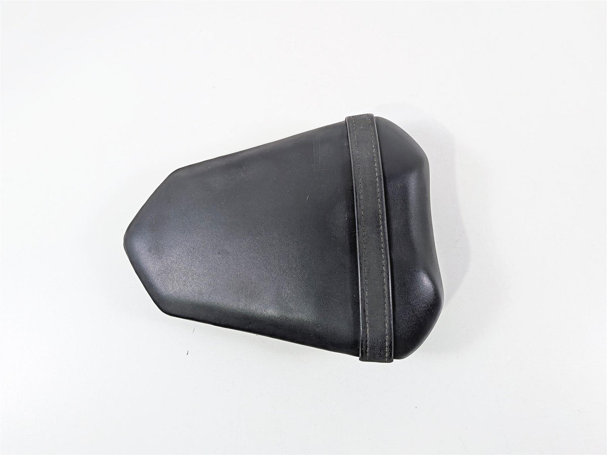 2008 Yamaha YZF R1 RN19 Rear Passenger Pillion Seat Saddle 4C8-24750-00-00 {{ shop.shopifyCountryName }} - Mototech271
