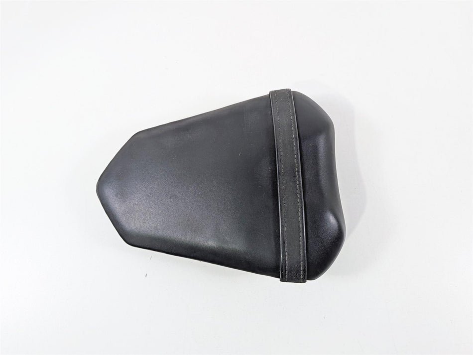 2008 Yamaha YZF R1 RN19 Rear Passenger Pillion Seat Saddle 4C8-24750-00-00 {{ shop.shopifyCountryName }} - Mototech271