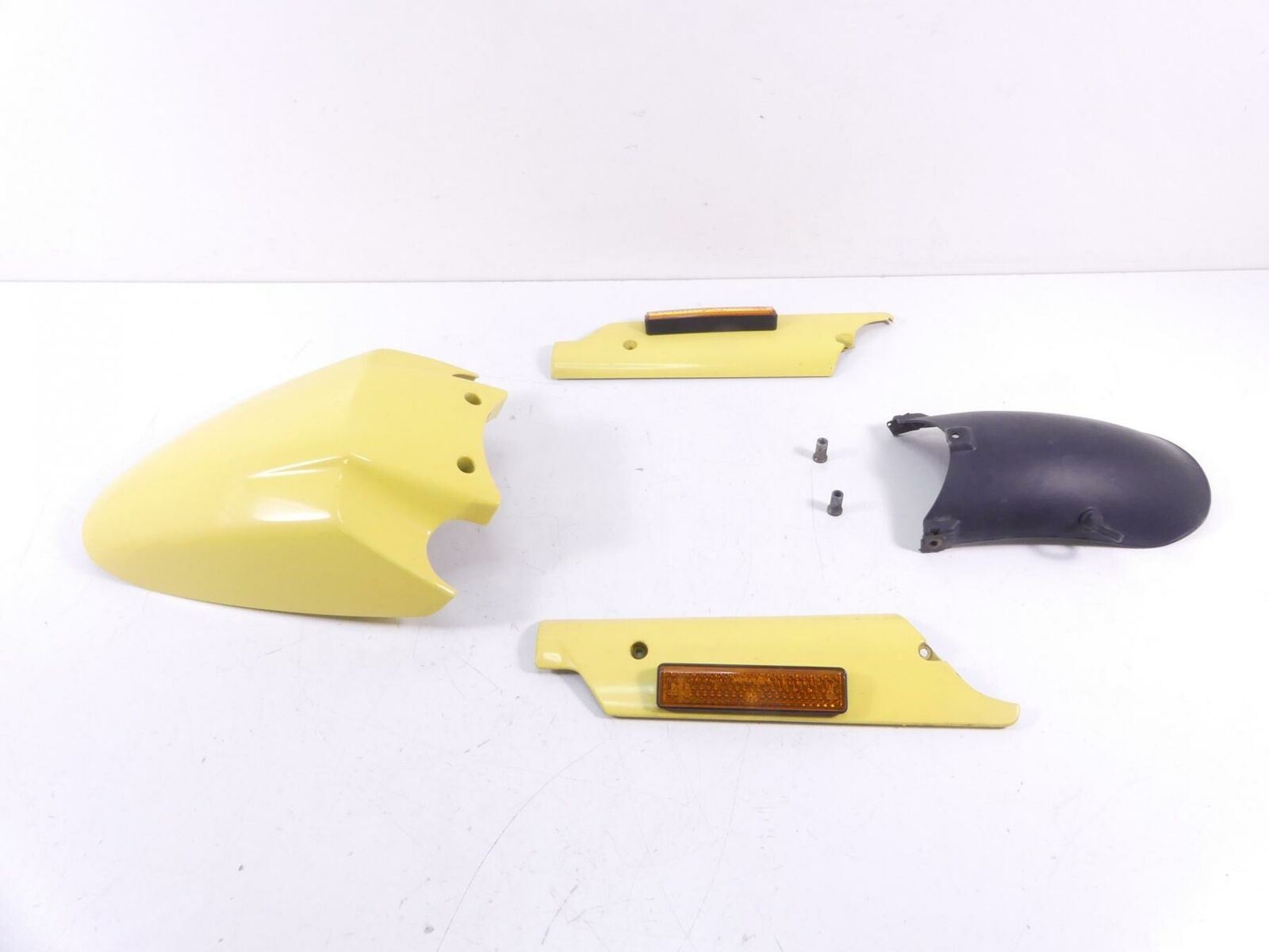 1995 BMW R1100RS 259S Complete Front Fender 46612313165 {{ shop.shopifyCountryName }} - Mototech271