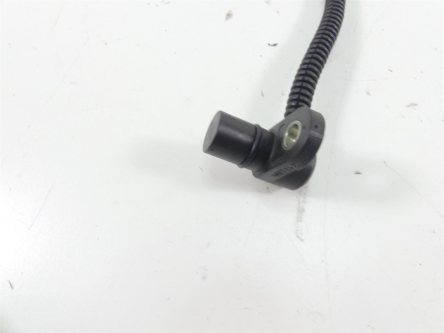 2011 Harley Touring FLTRU Road Glide Engine Temp & Crank Sensor Set 32707-01C {{ shop.shopifyCountryName }} - Mototech271