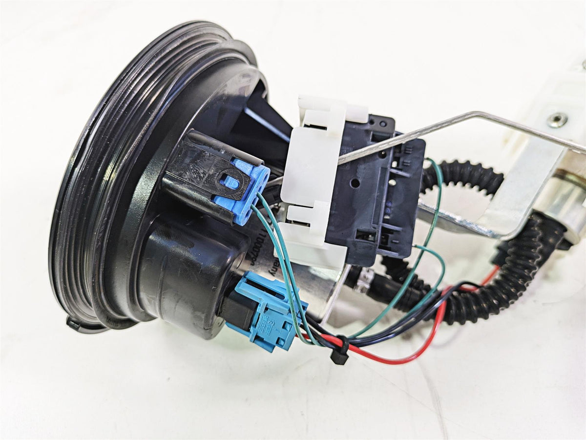2016 BMW R1200RS K54 Fuel Gas Petrol Pump - Tested 16148357969 {{ shop.shopifyCountryName }} - Mototech271