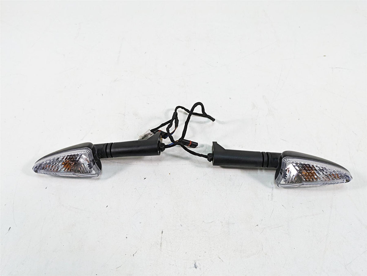 2016 BMW R1200R K53 Front Blinker Turn Signal Set 63138534355 63138534354 {{ shop.shopifyCountryName }} - Mototech271