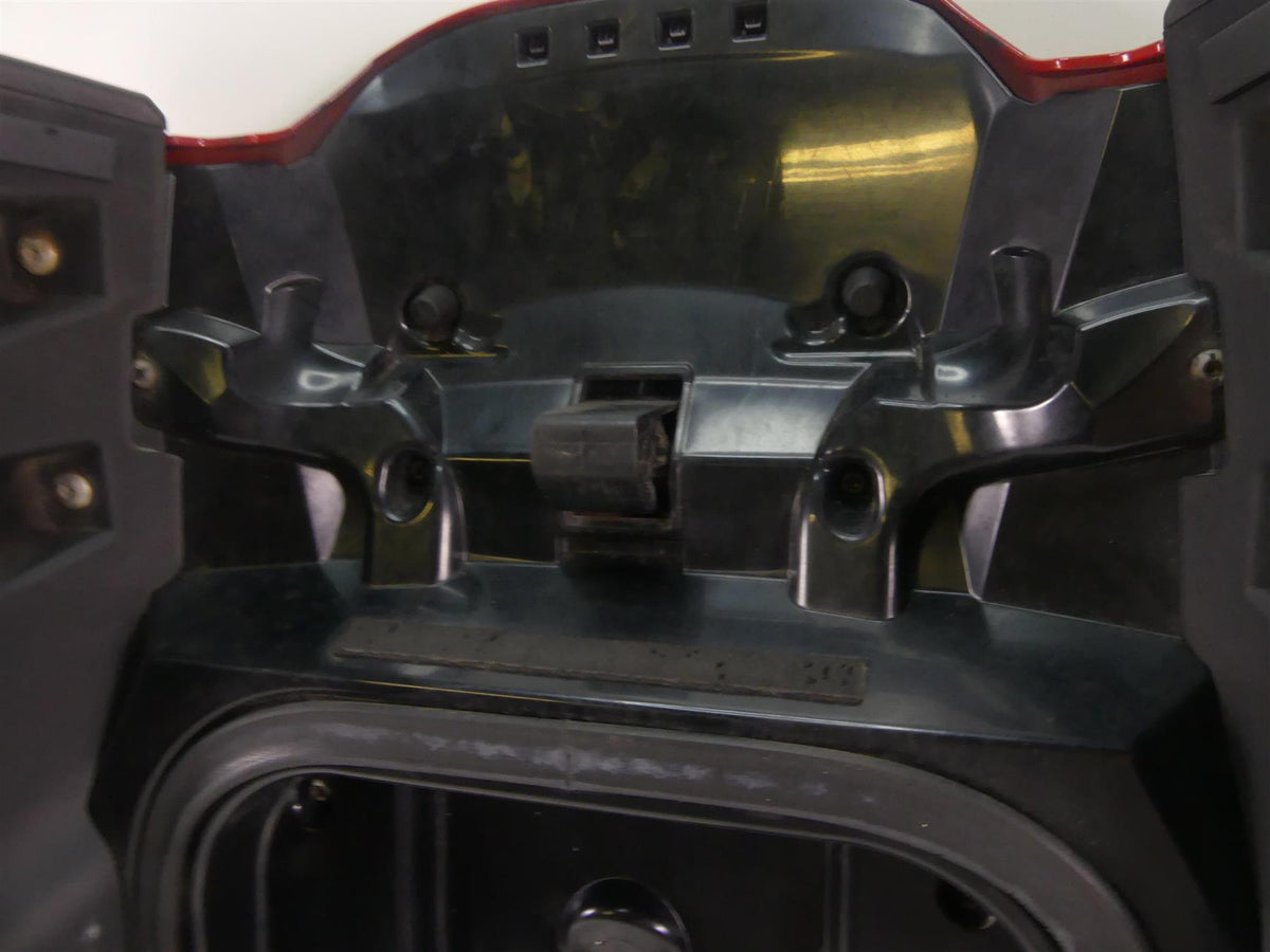2017 Yamaha Waverunner VX 1050 CS Front Hood Lid Engine Cover F2X-U517B-00-P6 {{ shop.shopifyCountryName }} - Mototech271