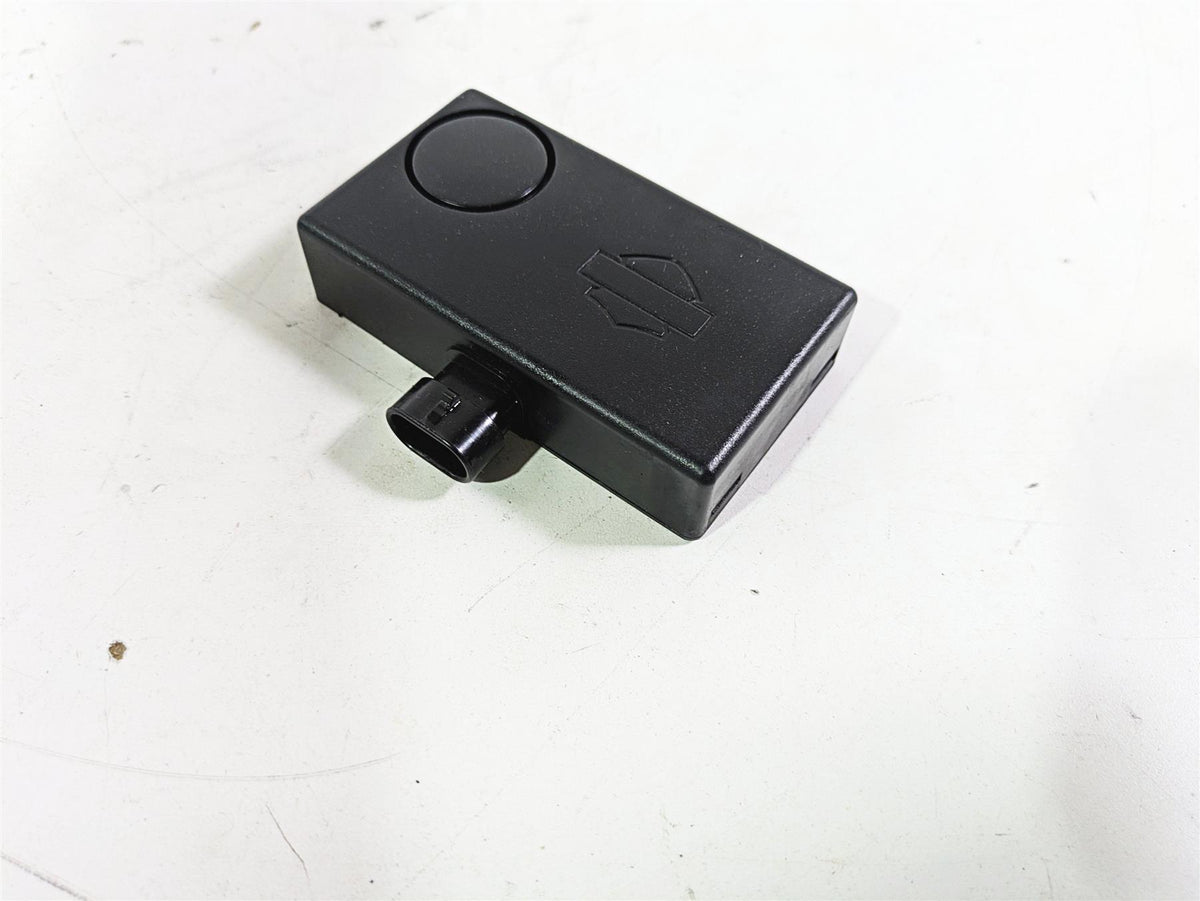 2011 Harley Touring FLHTCUSE CVO E-Glide Siren Alarm Box 68970-06 {{ shop.shopifyCountryName }} - Mototech271