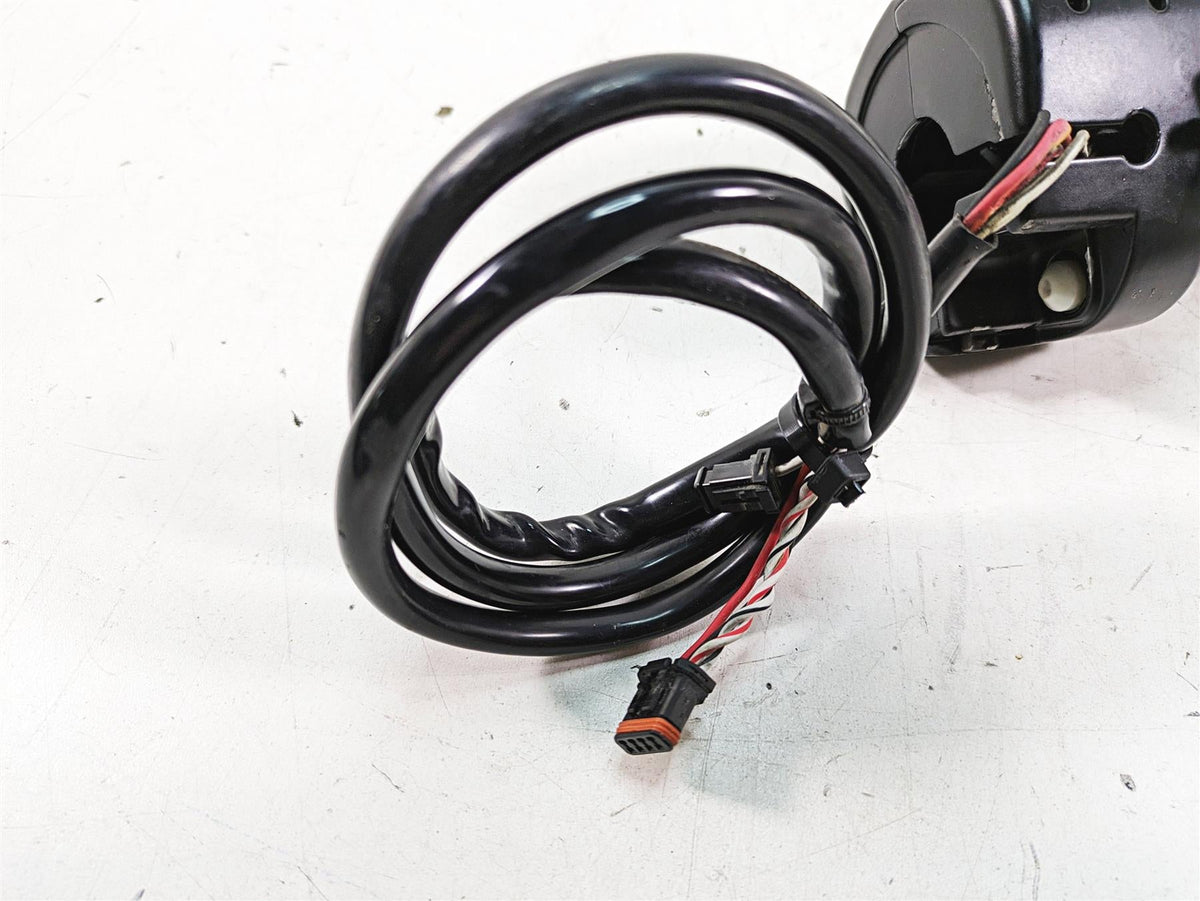 2019 Harley XL883N Sportster Iron Right Hand Control Switch 71500118 {{ shop.shopifyCountryName }} - Mototech271