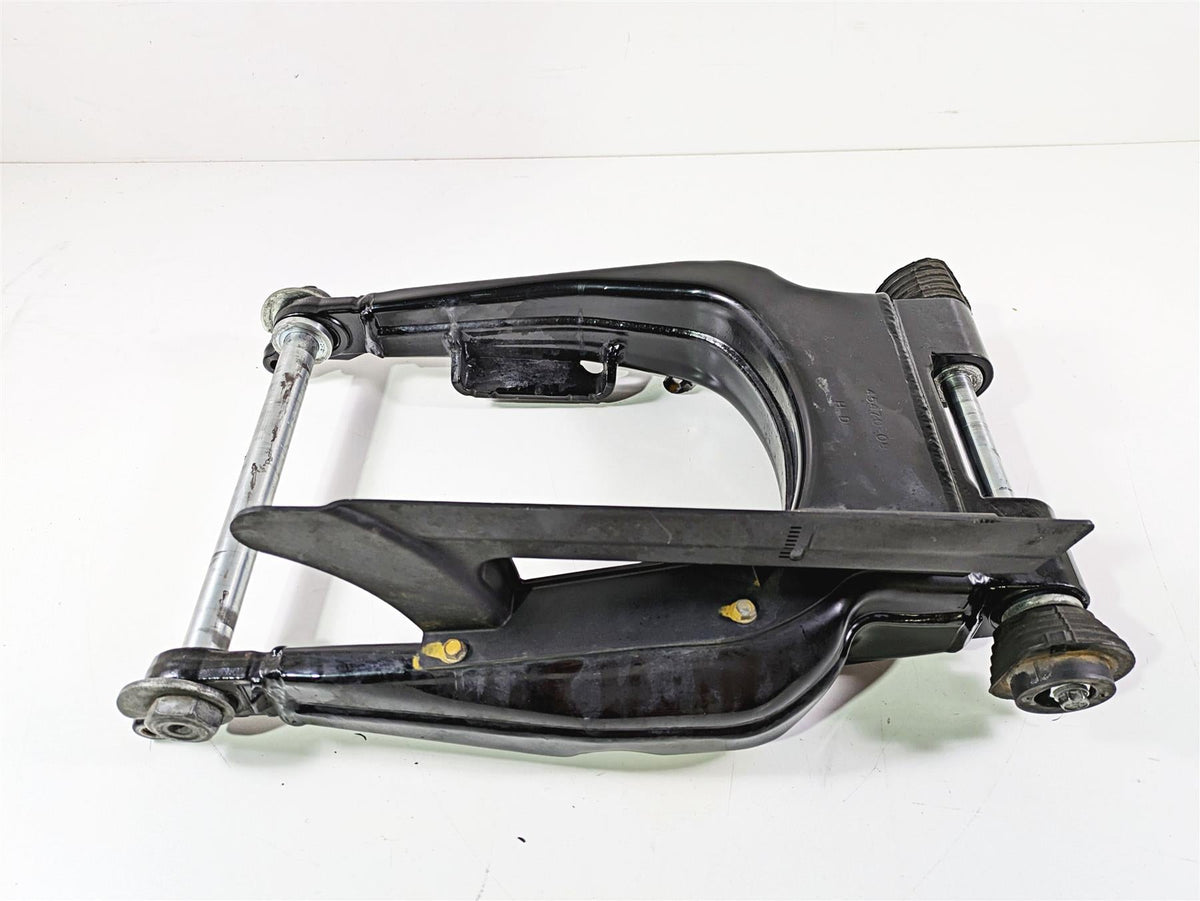 2017 Harley Touring FLHTKSE CVO E-Glide Rear Swingarm & Axle Set 47549-09A {{ shop.shopifyCountryName }} - Mototech271