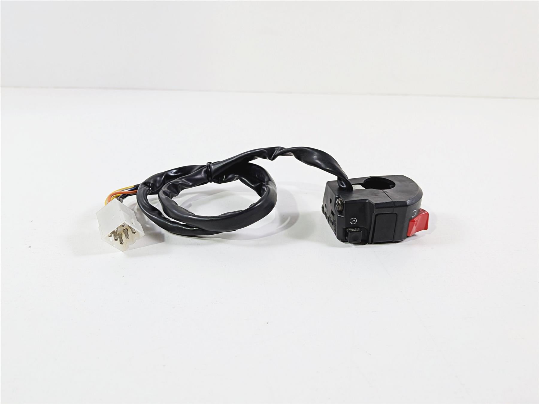 2005 KTM 950 LC8 Adventure Right Hand Control Switch Start Kill 60011074100 {{ shop.shopifyCountryName }} - Mototech271