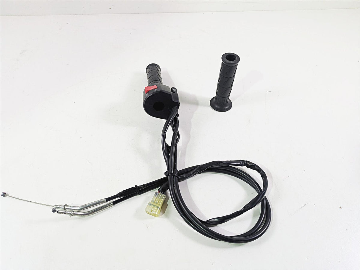 2020 Kawasaki Z900 ZR900 Right Hand Throttle Control Switch 46091-0500 {{ shop.shopifyCountryName }} - Mototech271