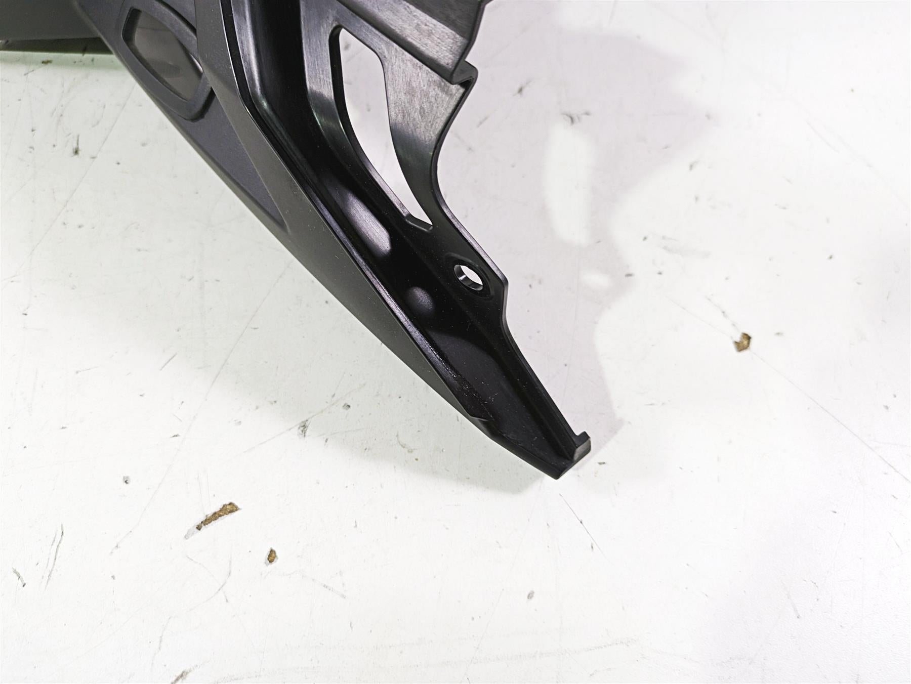 2014 BMW R1200 RT RTW K52 Left Right Rear Tail Cover Fairing 46638529393 {{ shop.shopifyCountryName }} - Mototech271
